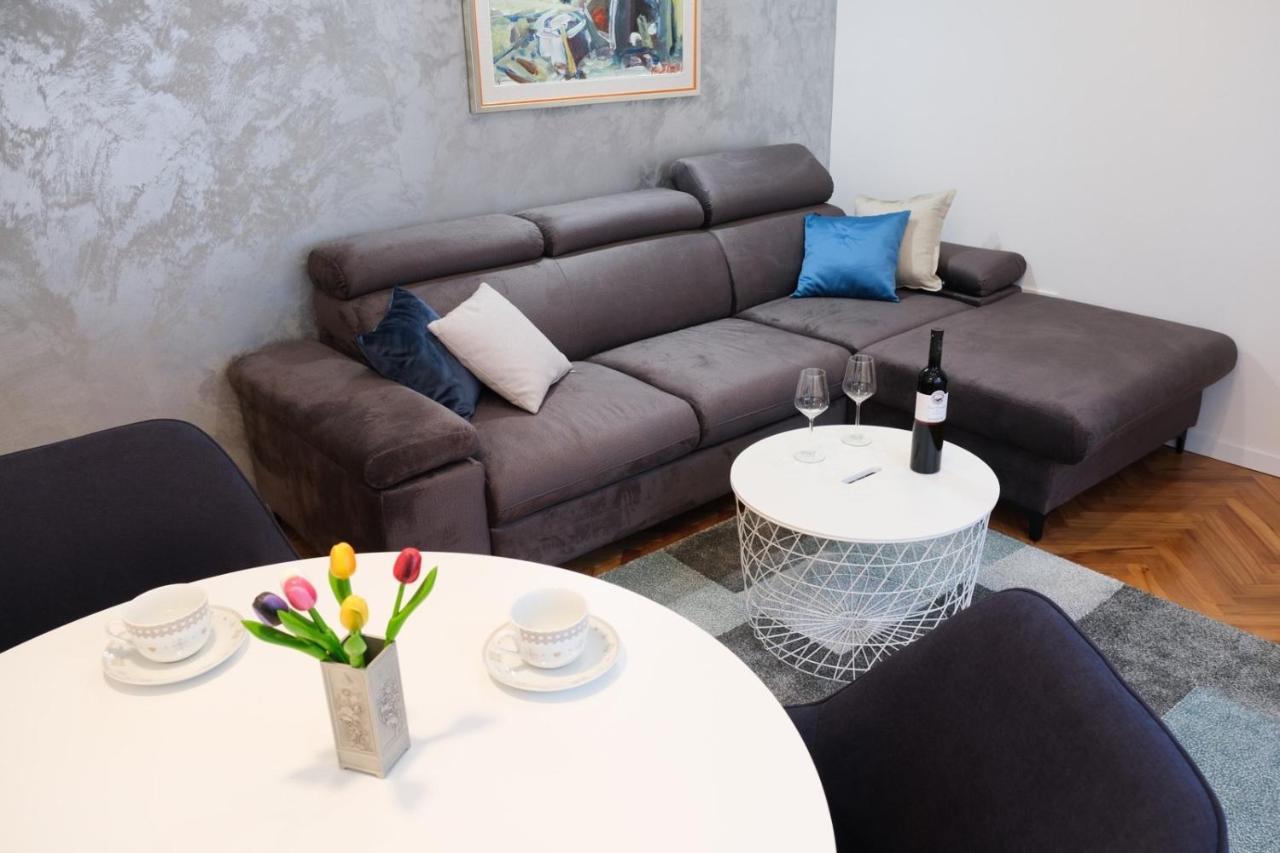 Paola Apartment Rijeka Bagian luar foto