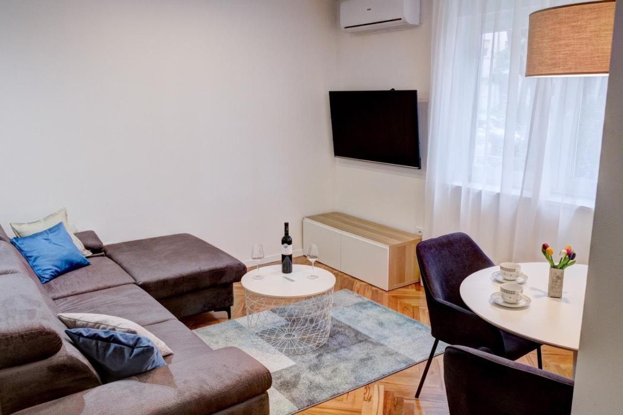 Paola Apartment Rijeka Bagian luar foto