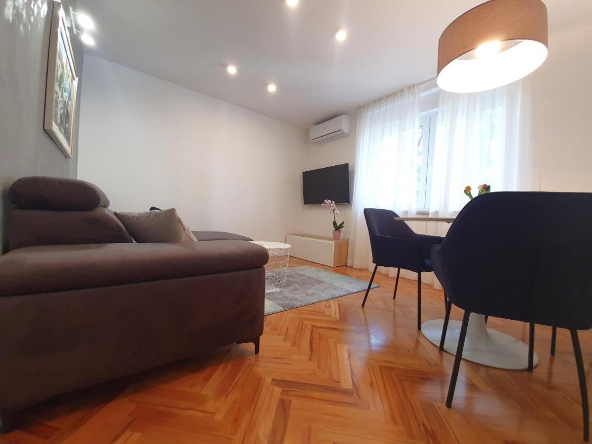 Paola Apartment Rijeka Bagian luar foto